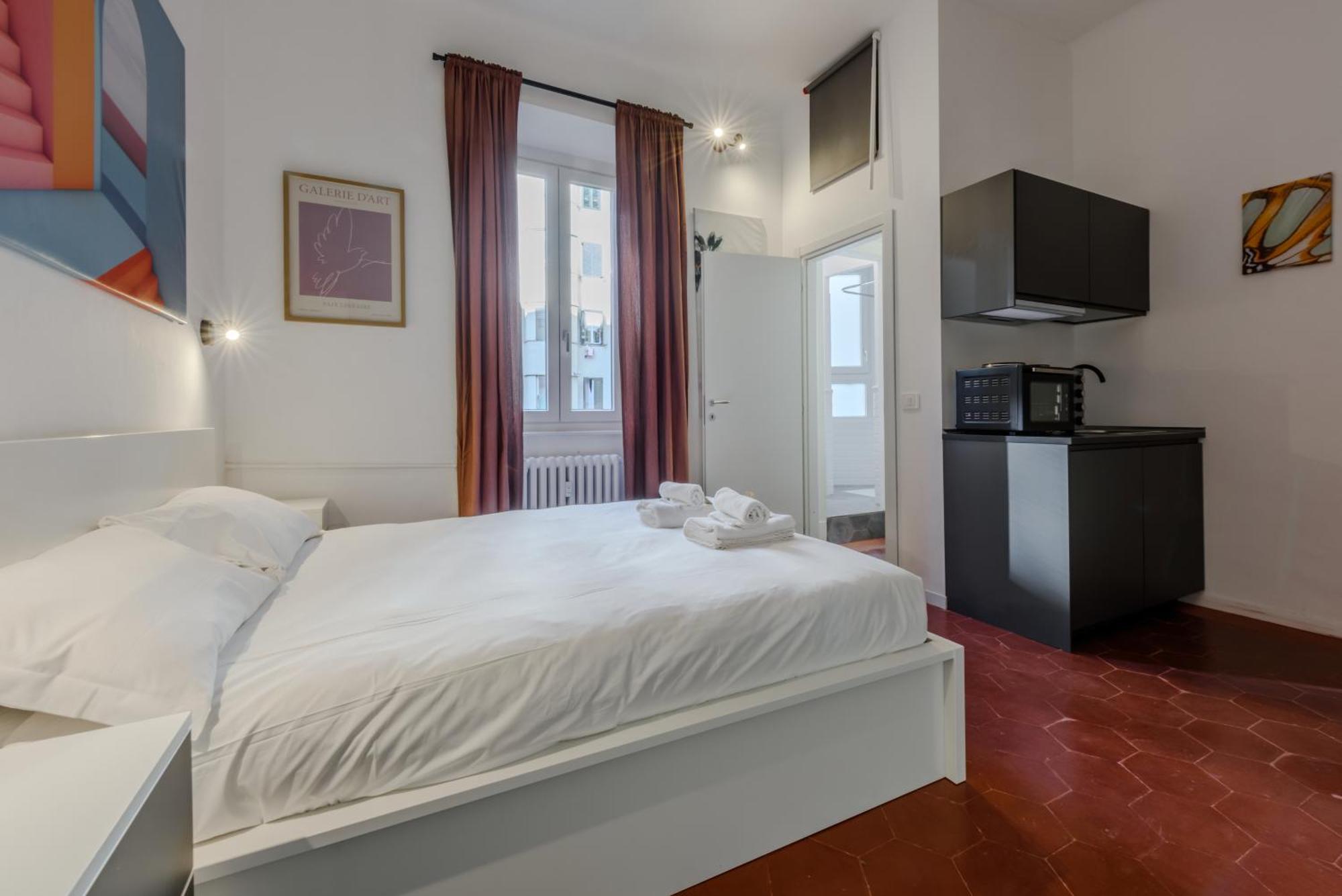 New And Functional Apartments Near The Metro ميلان المظهر الخارجي الصورة